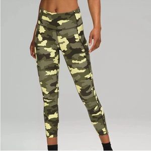 Lululemon Fast and Free Tight Non Reflective Nulux Heritage 365 Camo Size 8